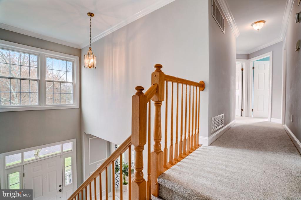 14 Larchmont Ct