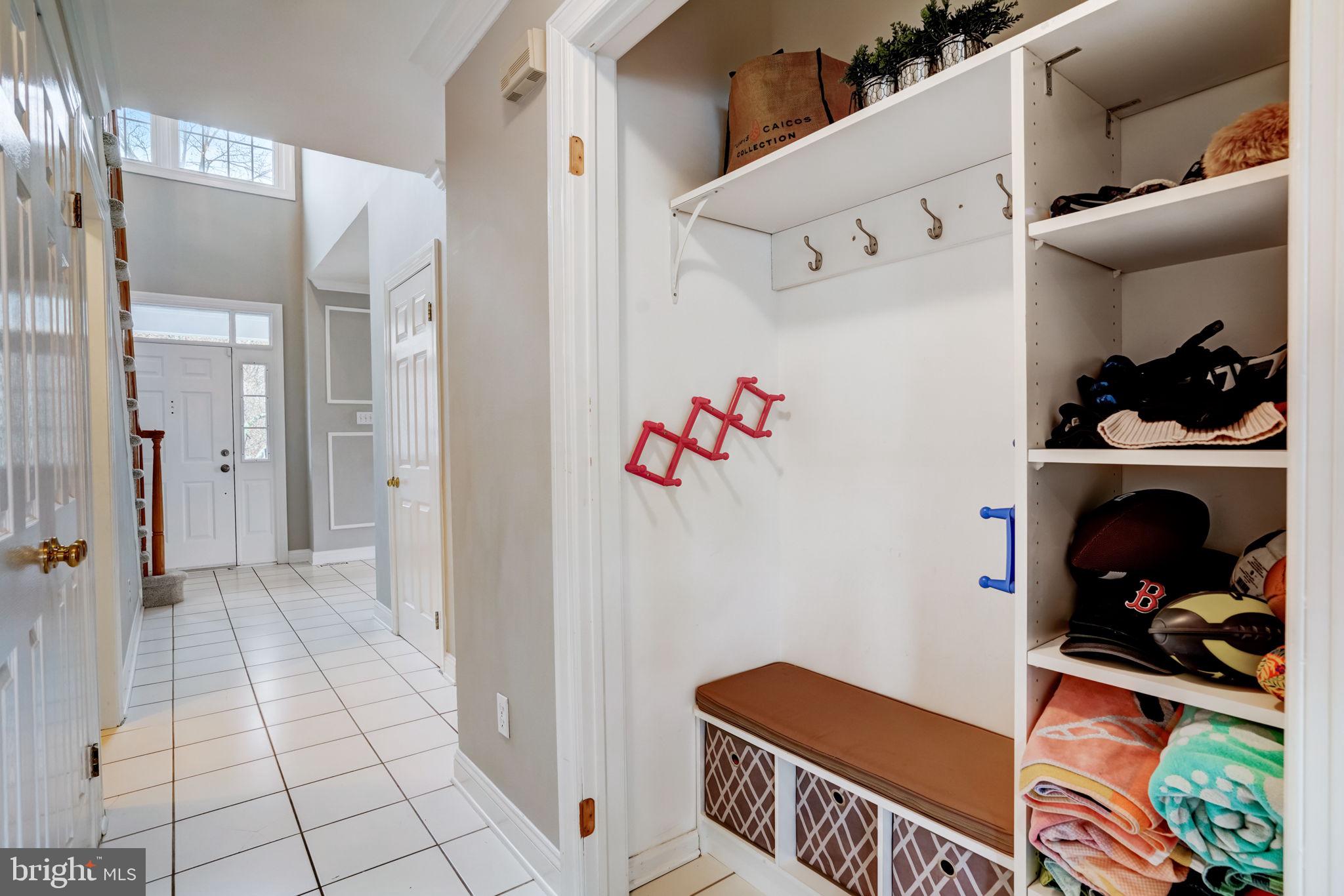 14 Larchmont Ct