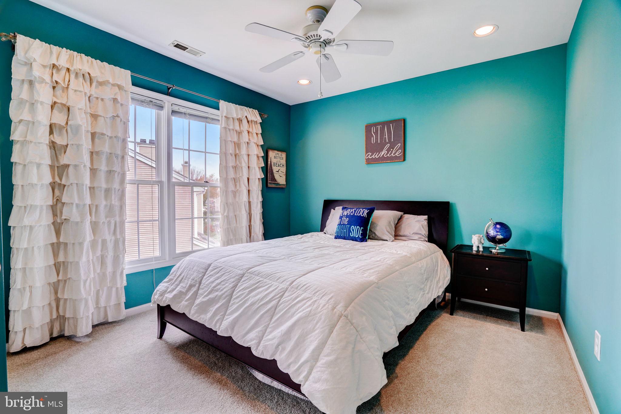 14 Larchmont Ct