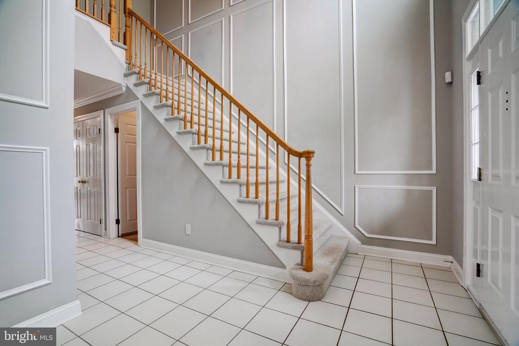 14 Larchmont Ct