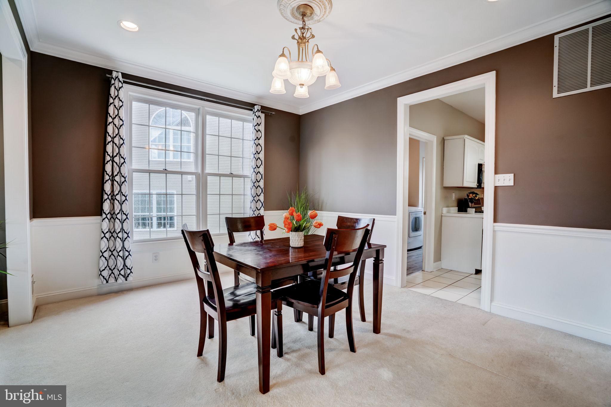 14 Larchmont Ct