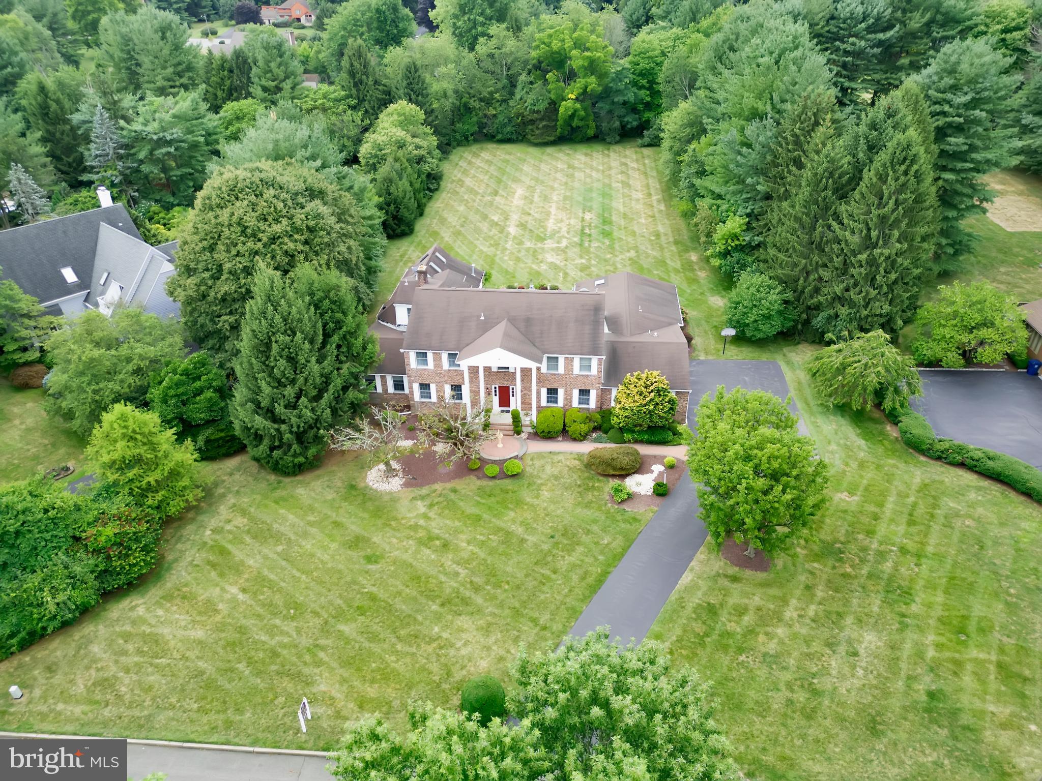 38 Foxcroft Dr