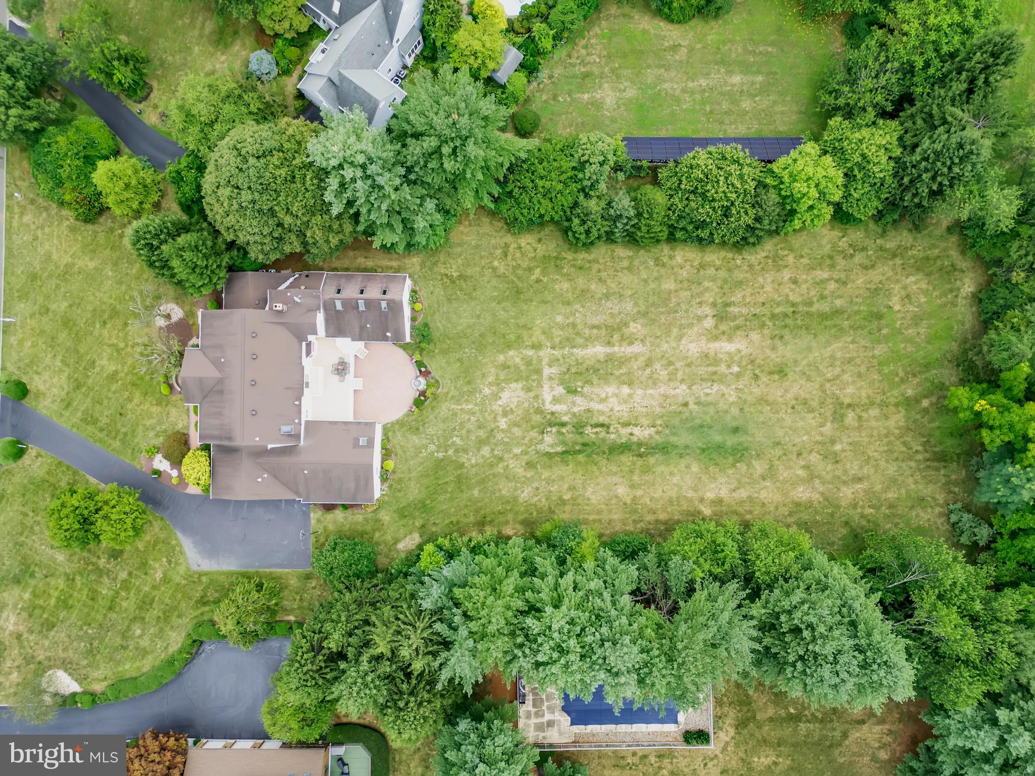 38 Foxcroft Dr