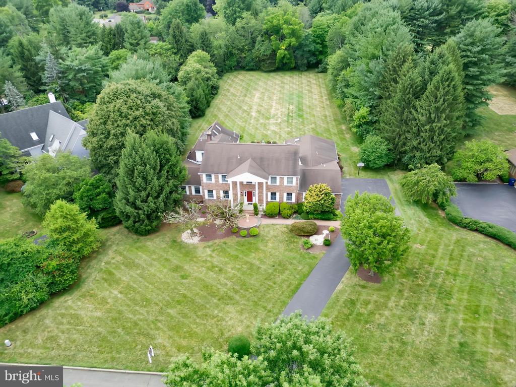 38 Foxcroft Dr