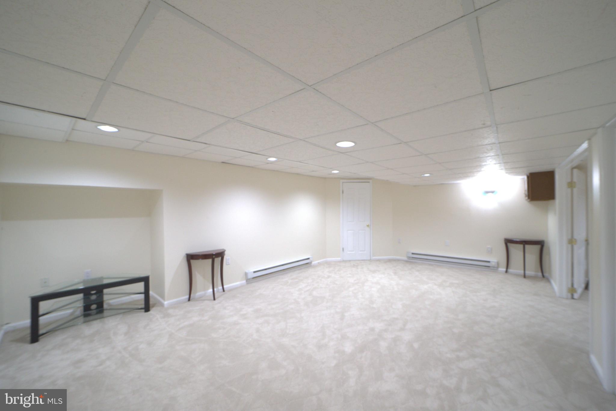 38 Foxcroft Dr