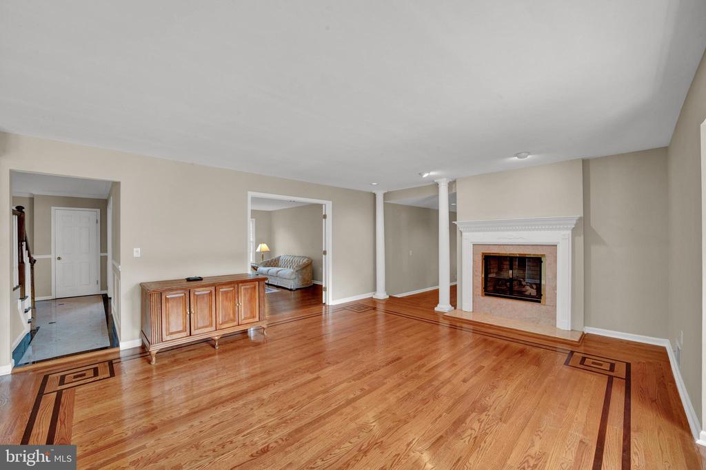 38 Foxcroft Dr