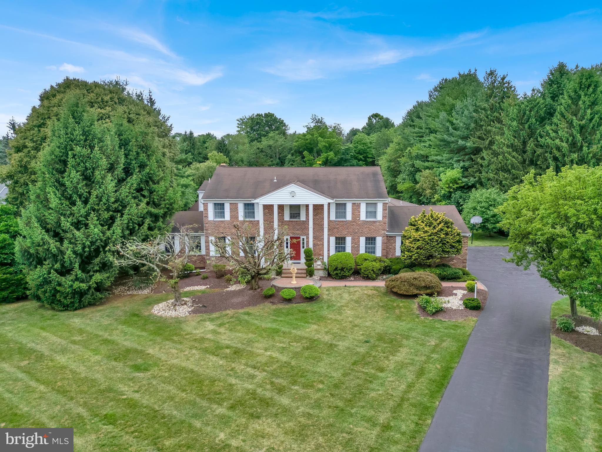 38 Foxcroft Dr