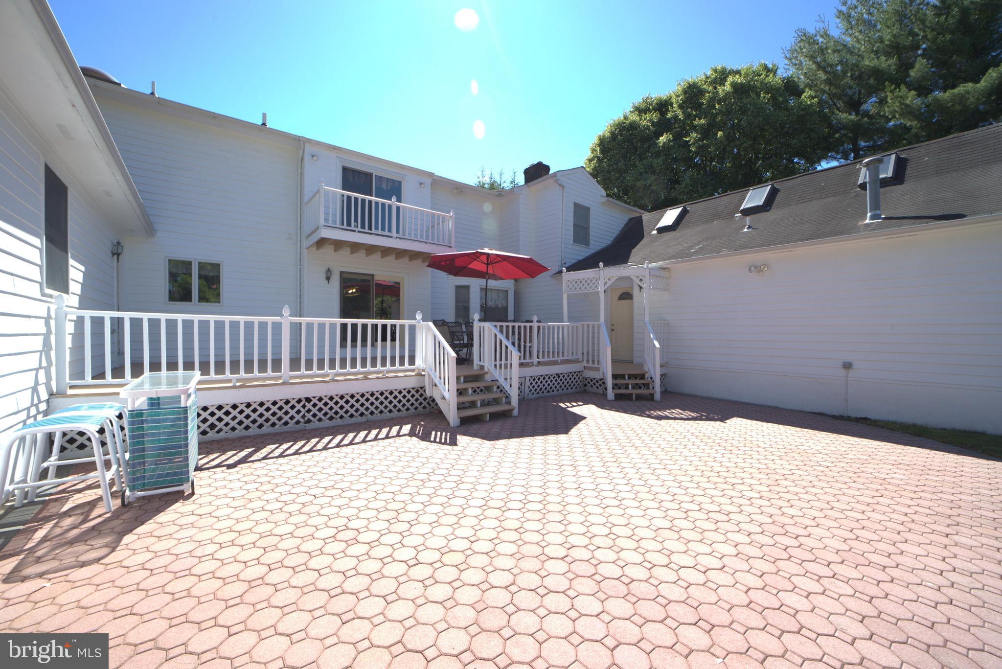 38 Foxcroft Dr