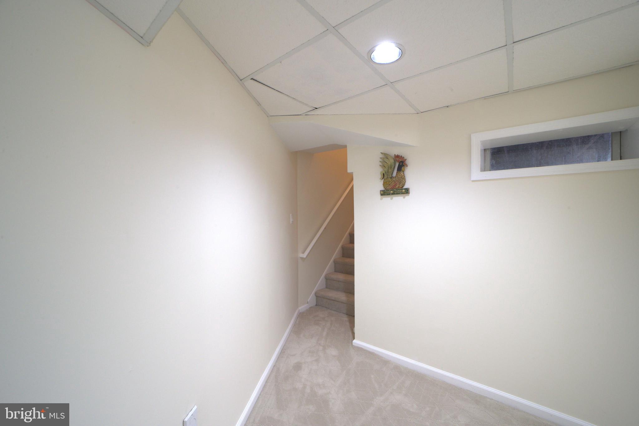 38 Foxcroft Dr