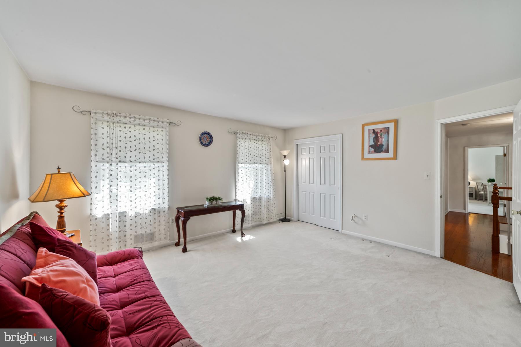38 Foxcroft Dr