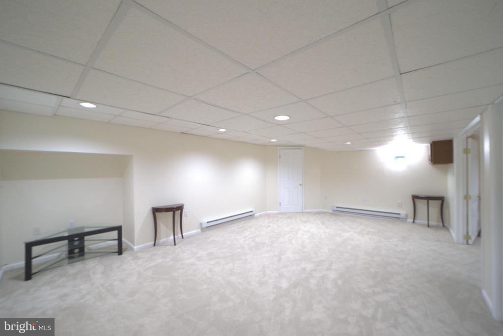 38 Foxcroft Dr