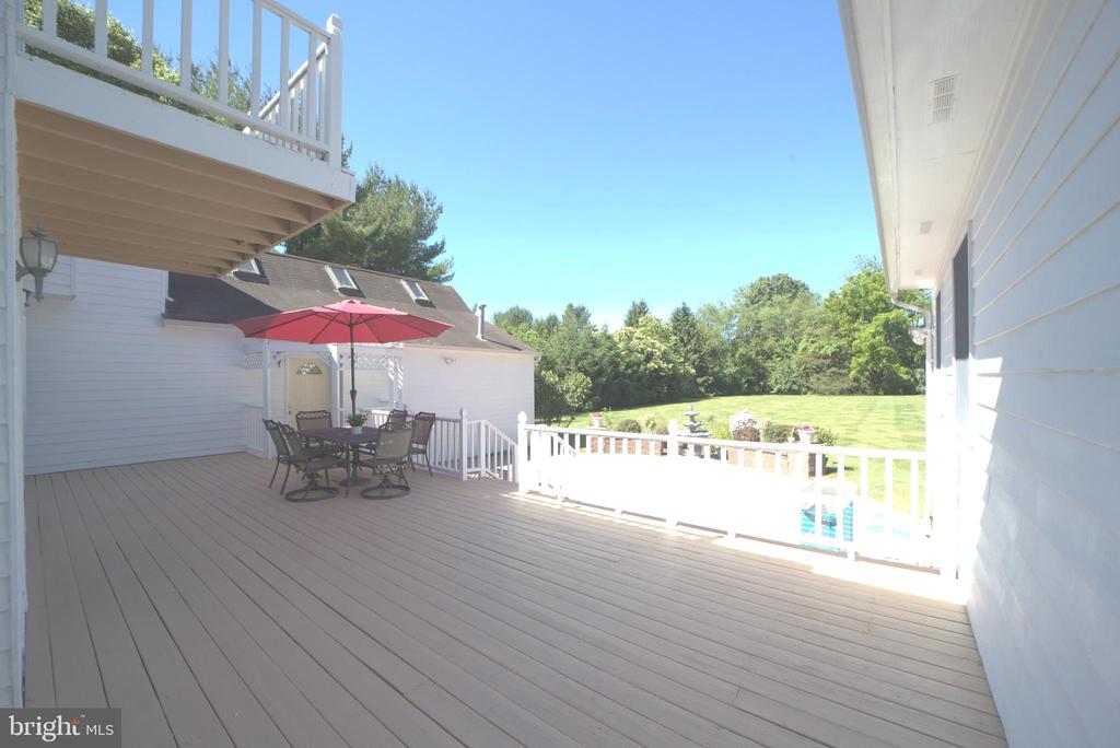 38 Foxcroft Dr