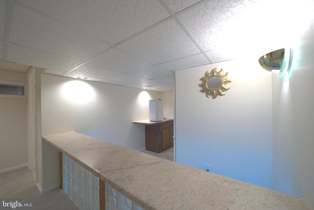 38 Foxcroft Dr