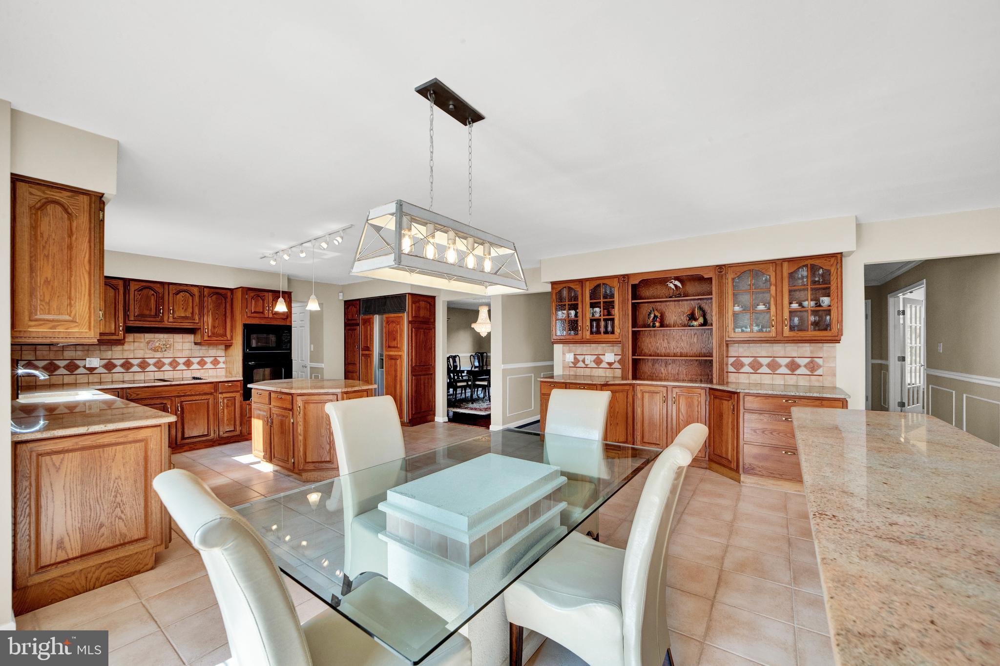 38 Foxcroft Dr