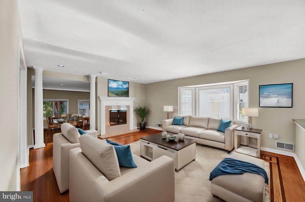 38 Foxcroft Dr