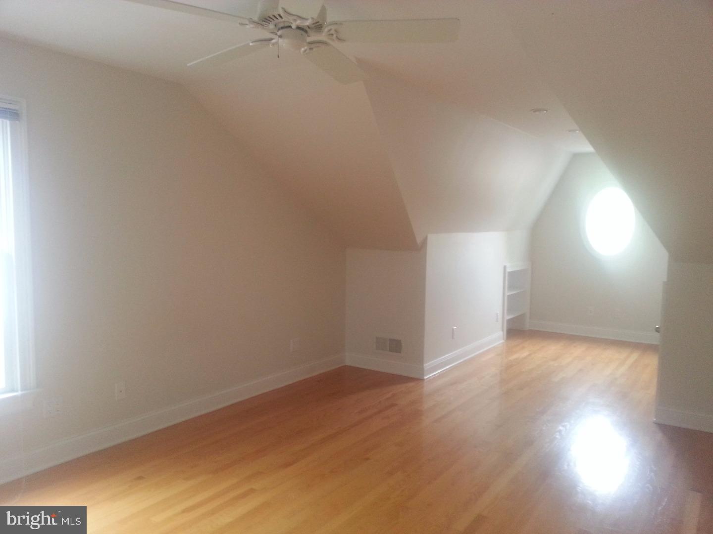 29 MORAN AVE