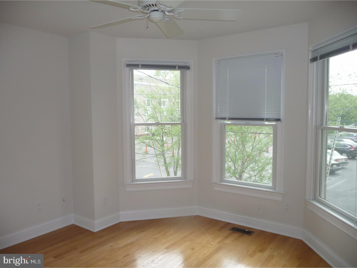 29 MORAN AVE
