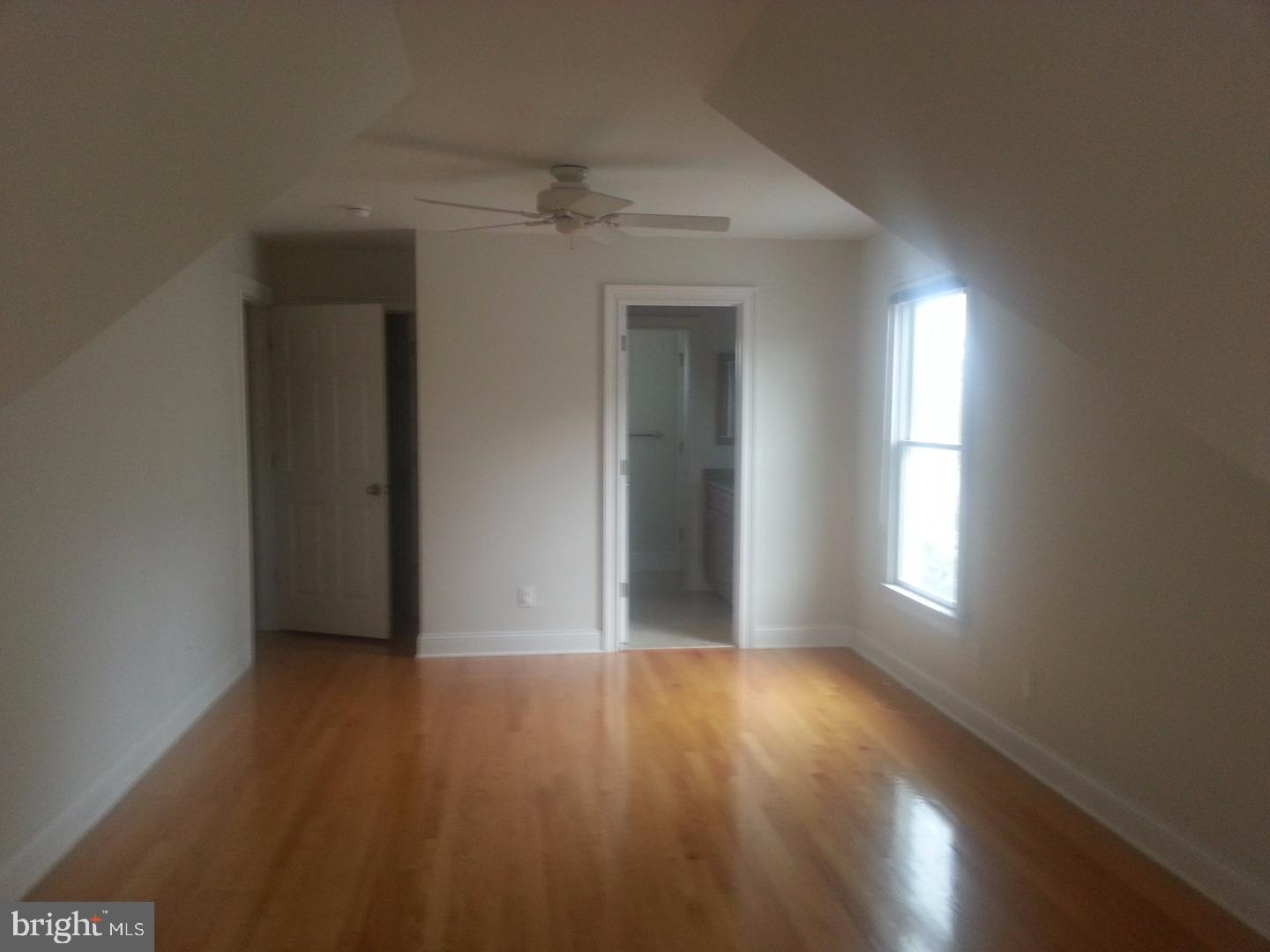 29 MORAN AVE