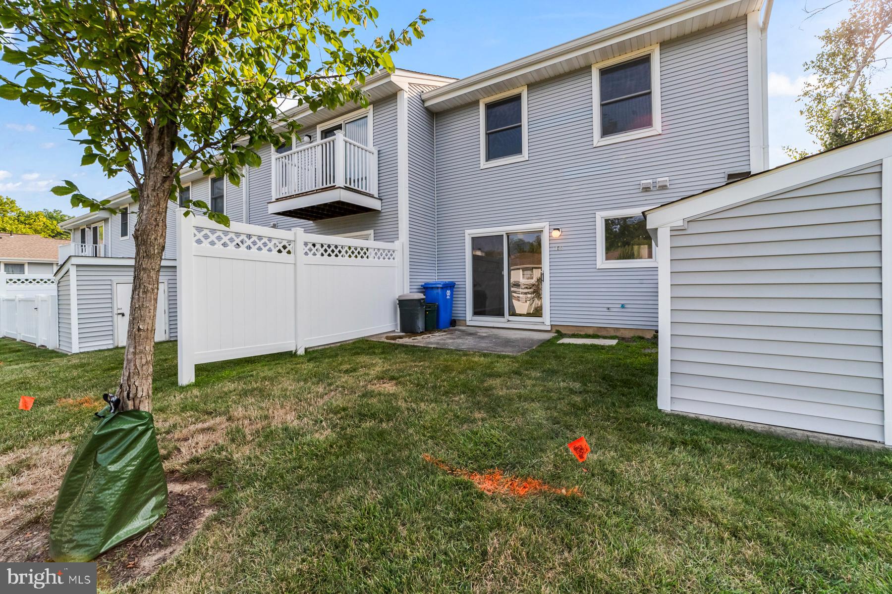 186 Jonathan Dayton