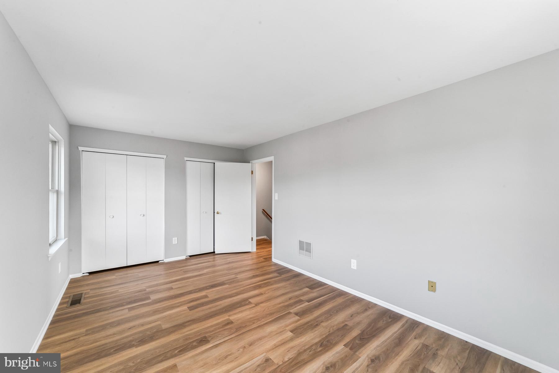 186 Jonathan Dayton