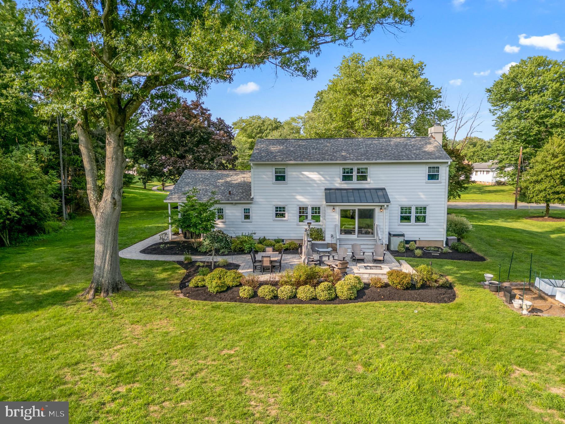 47 Lopatcong Dr
