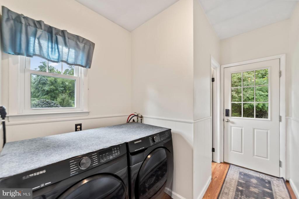 47 Lopatcong Dr