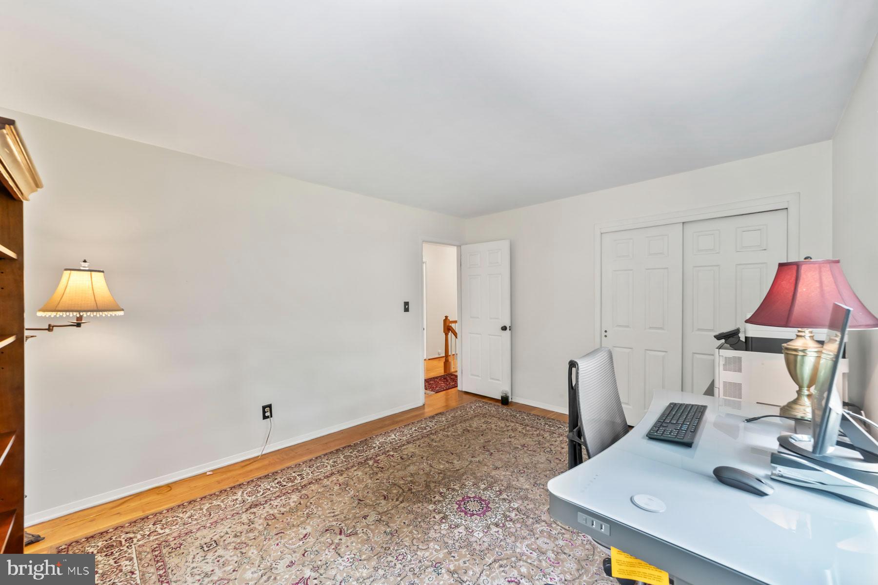 47 Lopatcong Dr