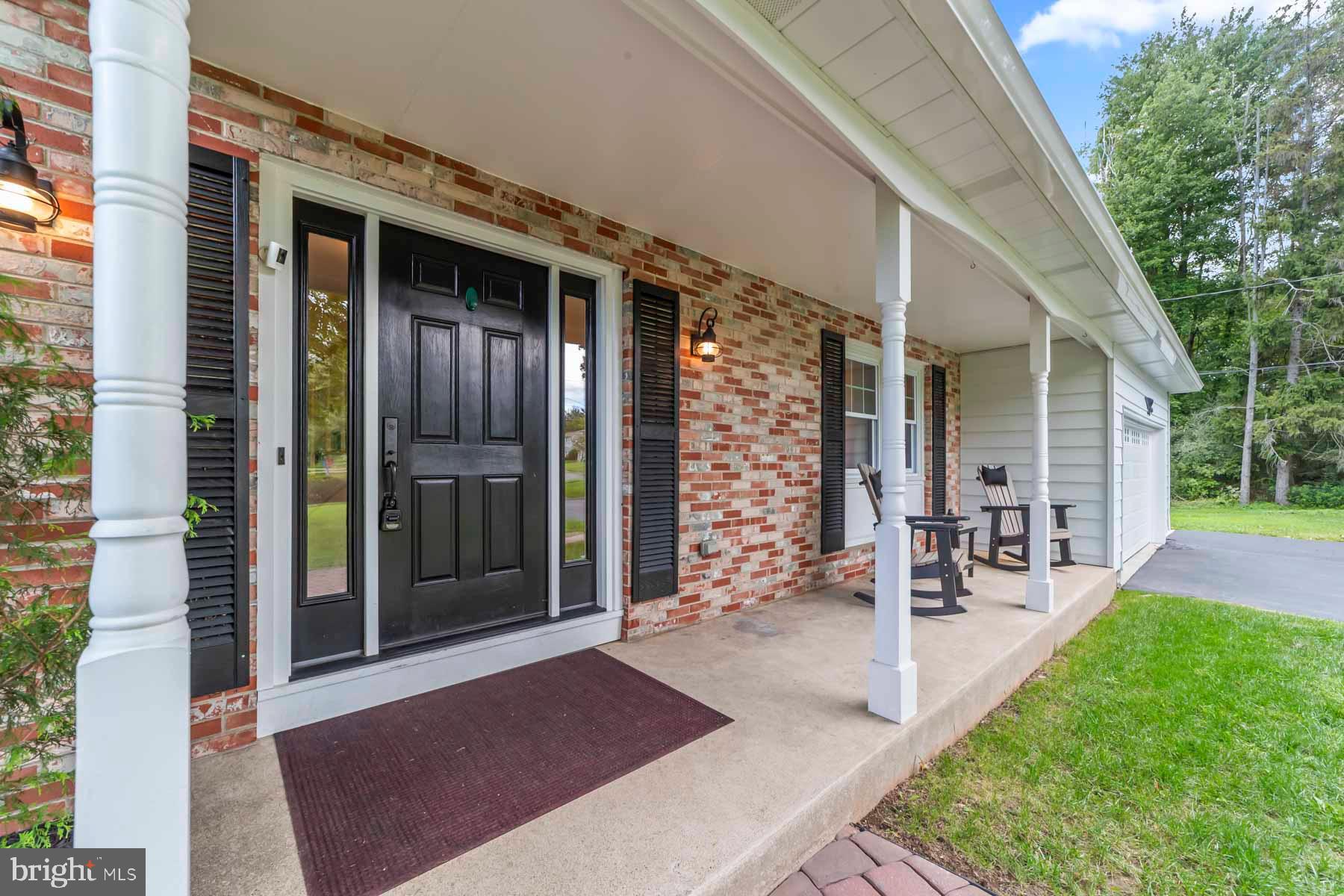 47 Lopatcong Dr