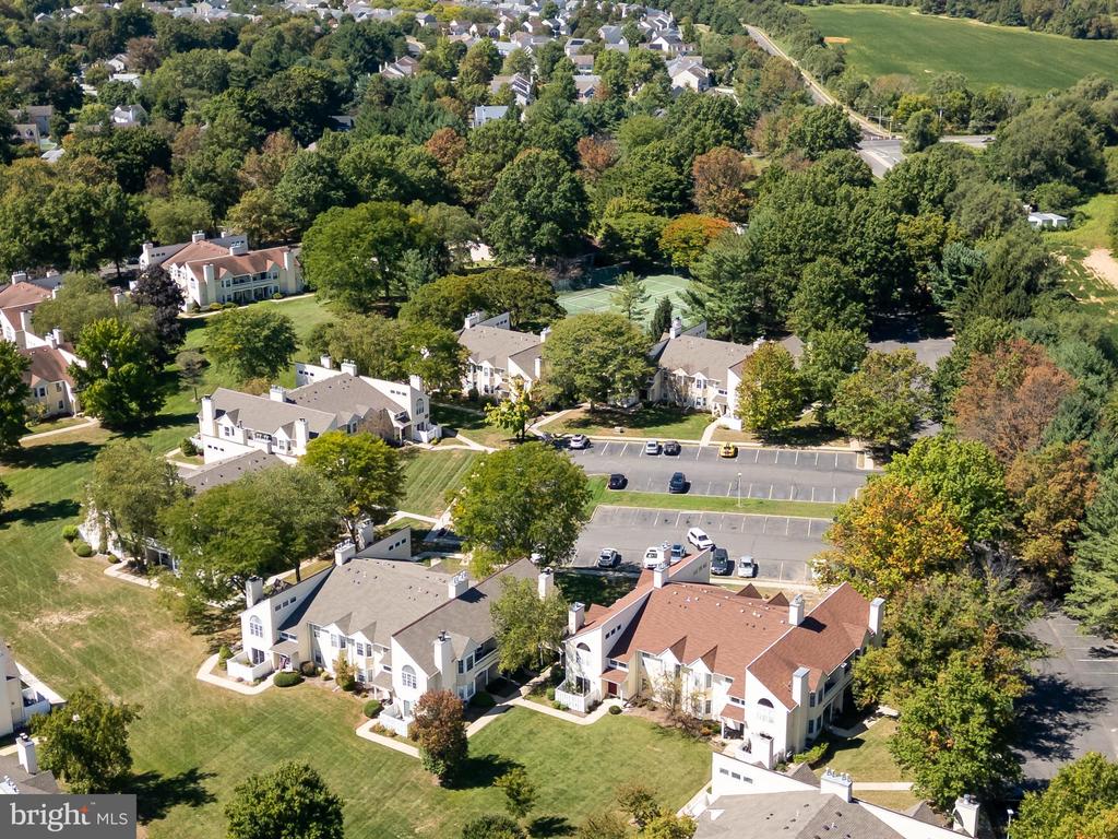 10 Powell Ct