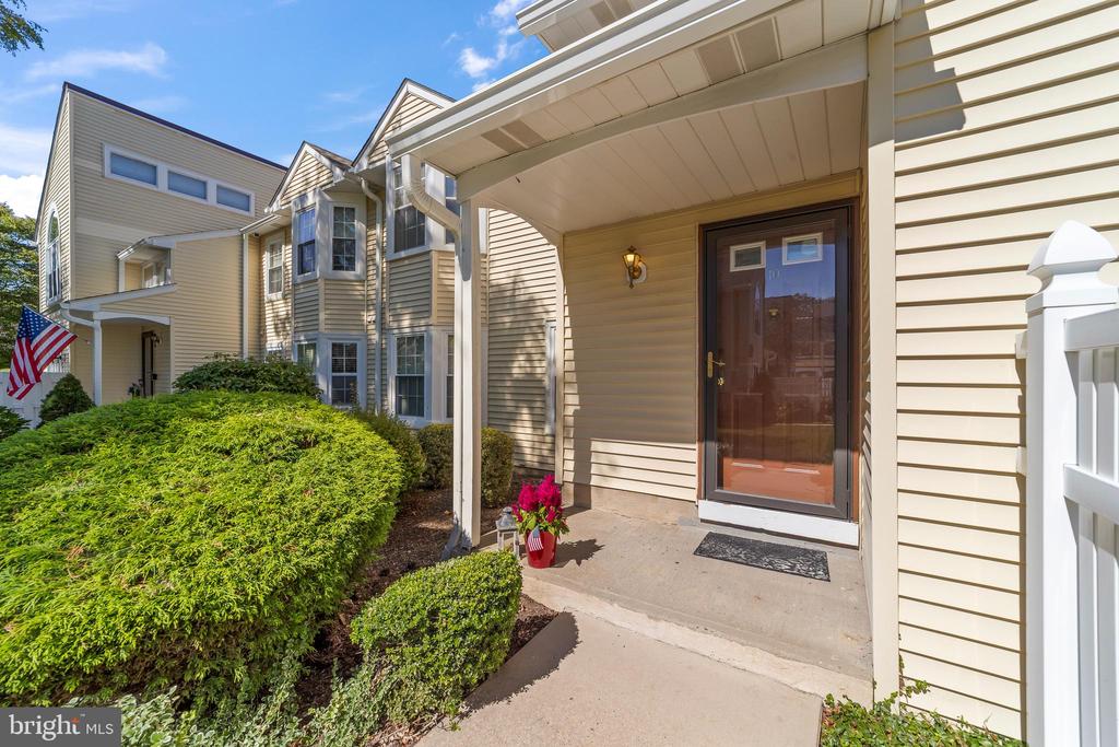 10 Powell Ct