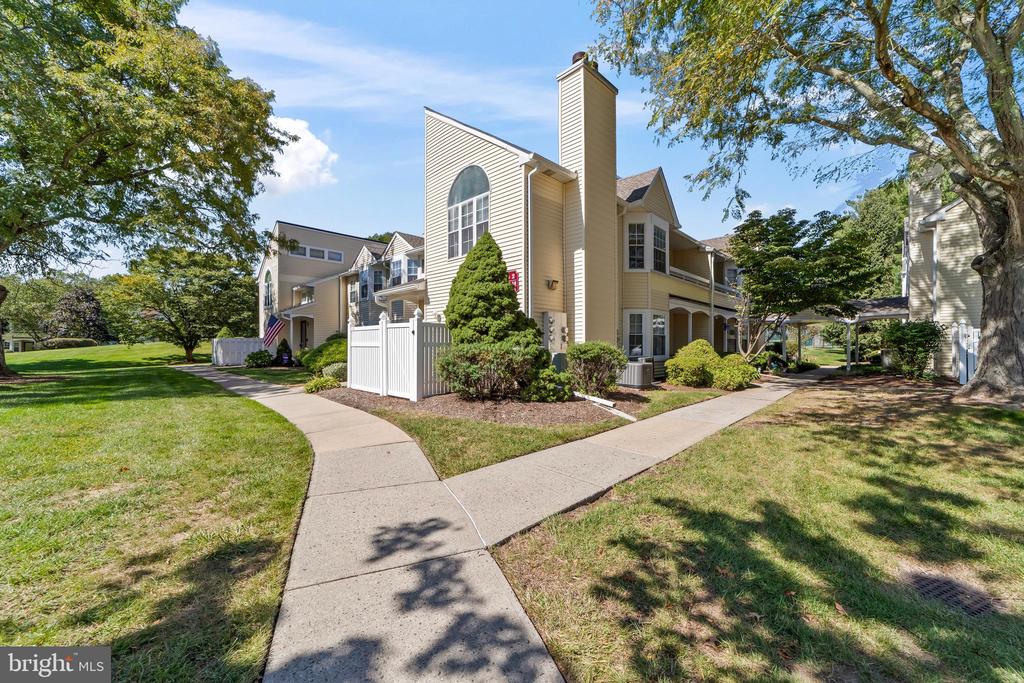 10 Powell Ct