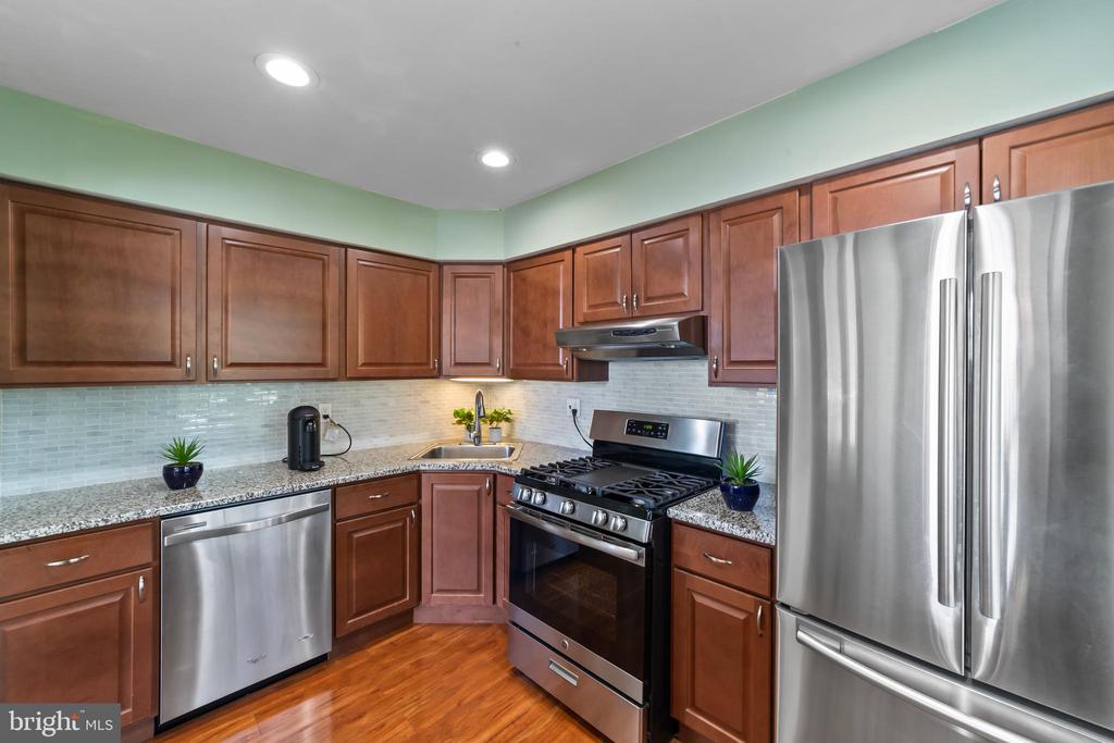 10 Powell Ct