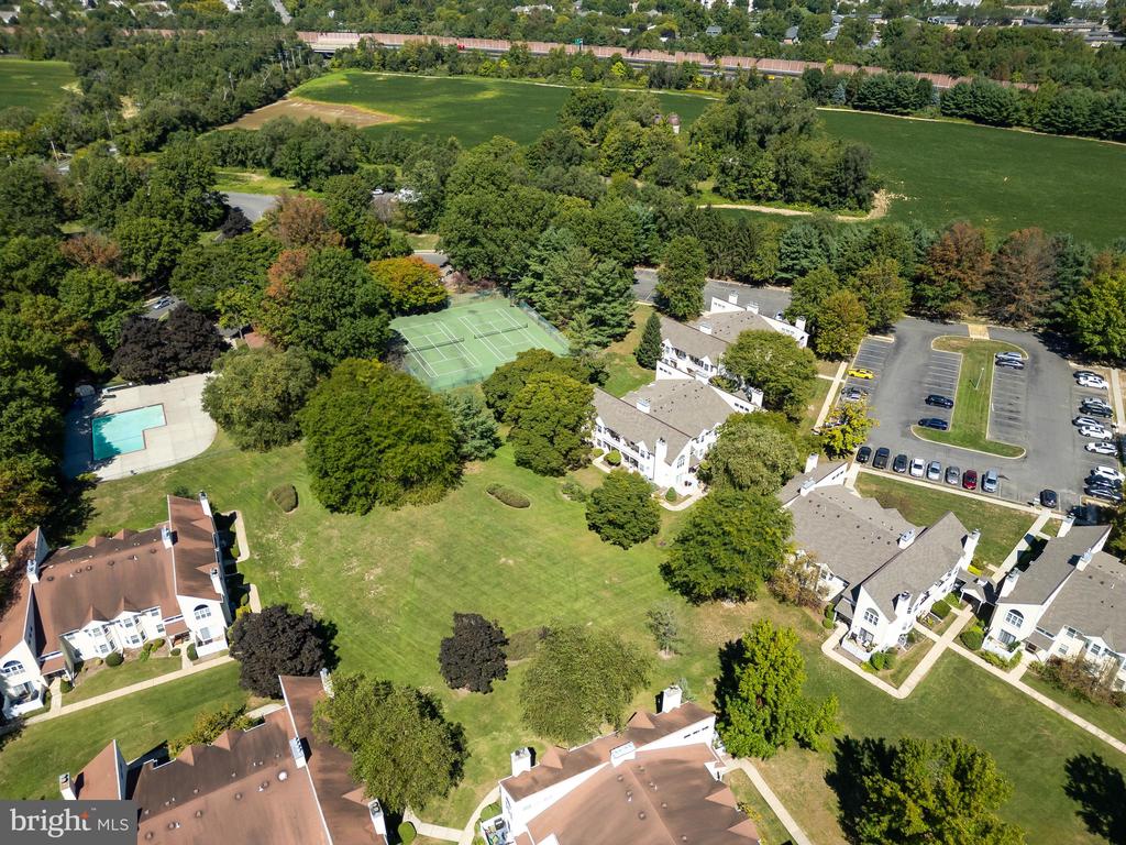 10 Powell Ct