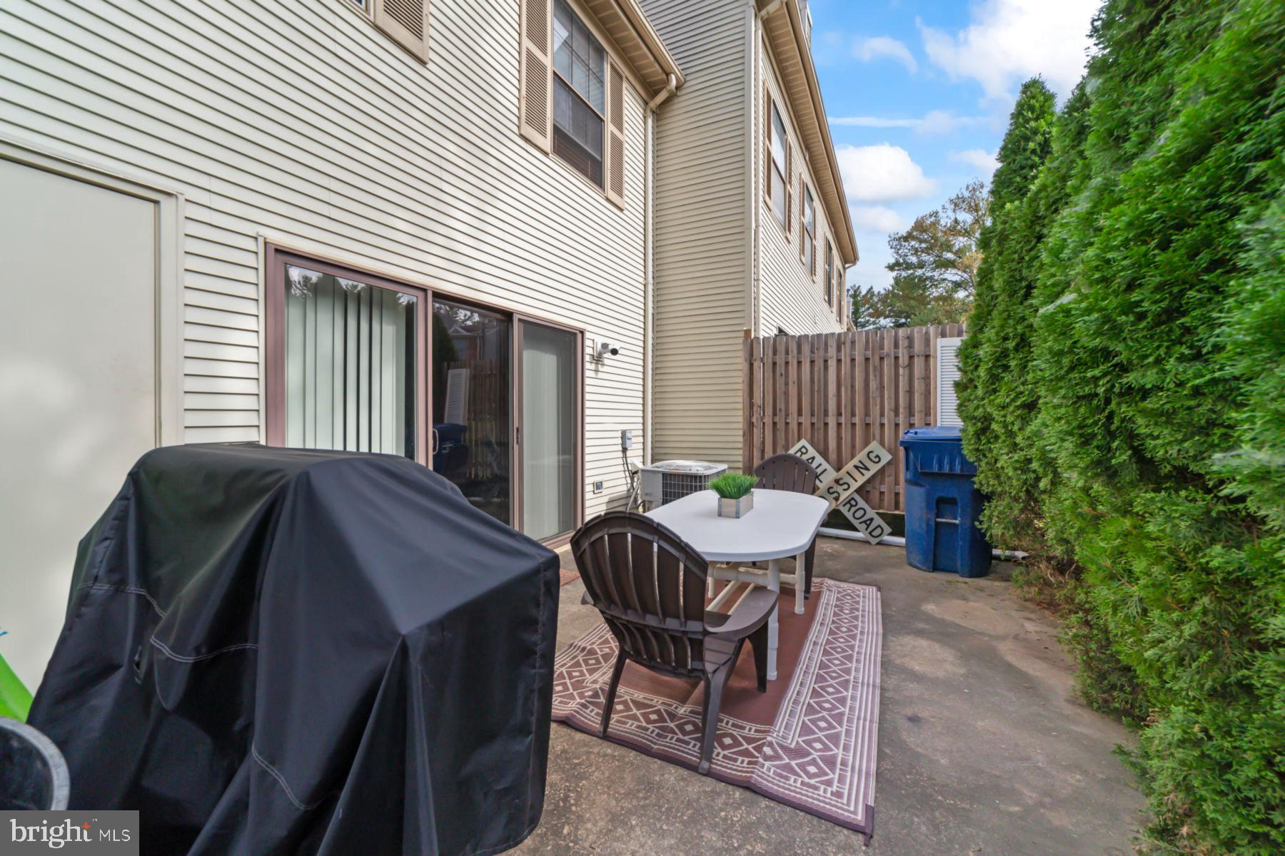 4 van Buren Pl