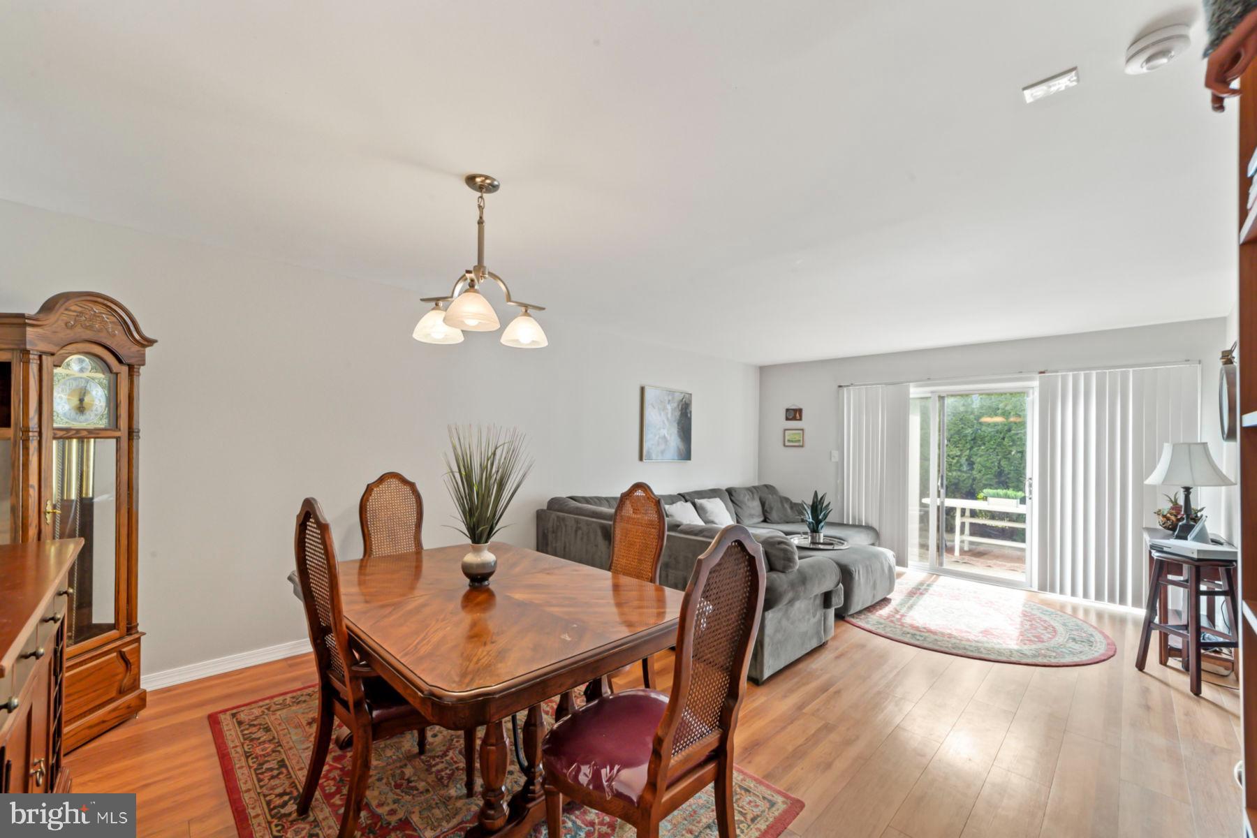 4 van Buren Pl