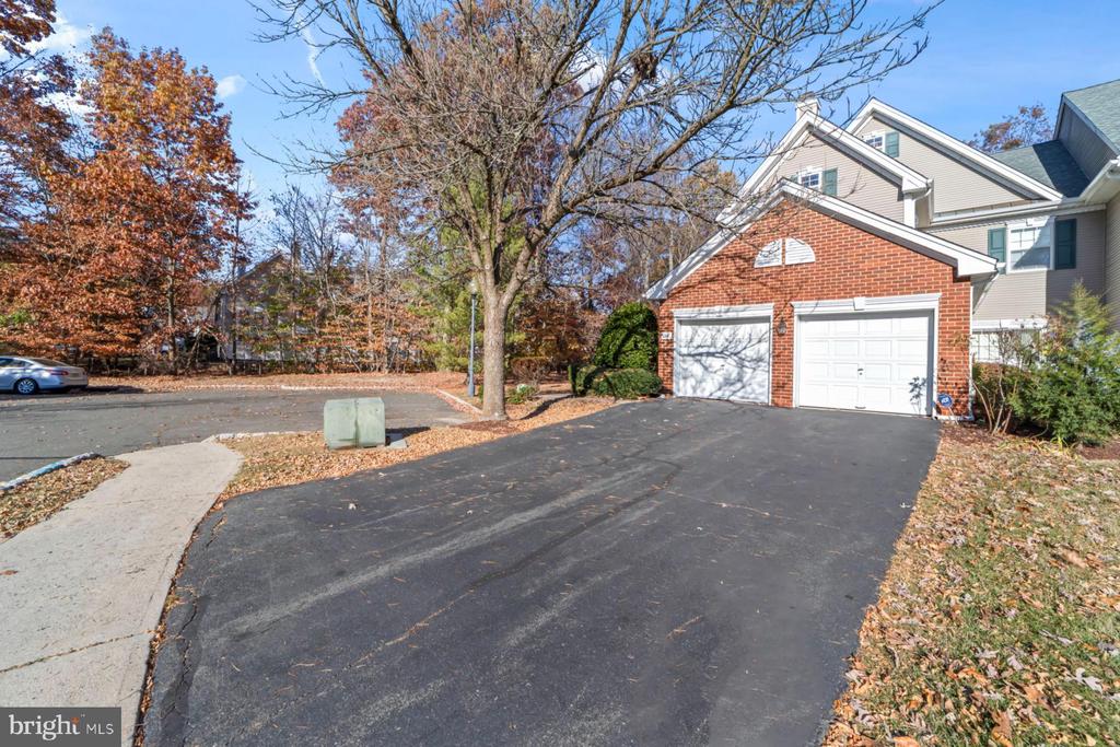 214 Kentshire Ct