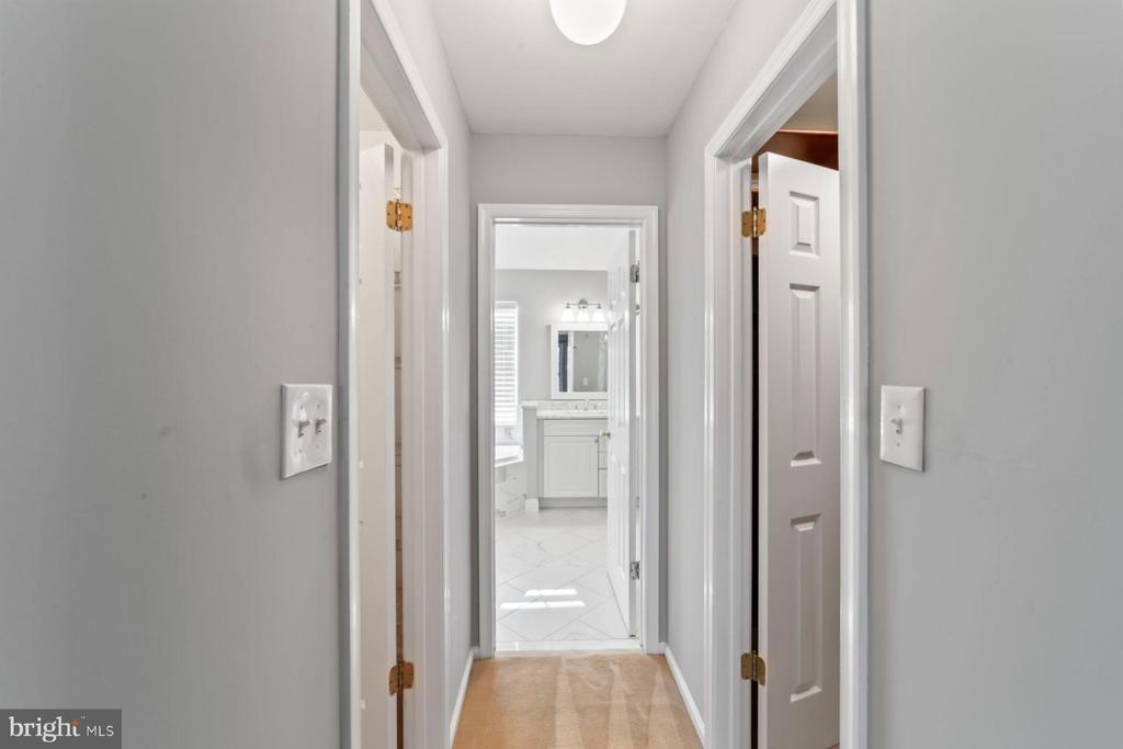 214 Kentshire Ct