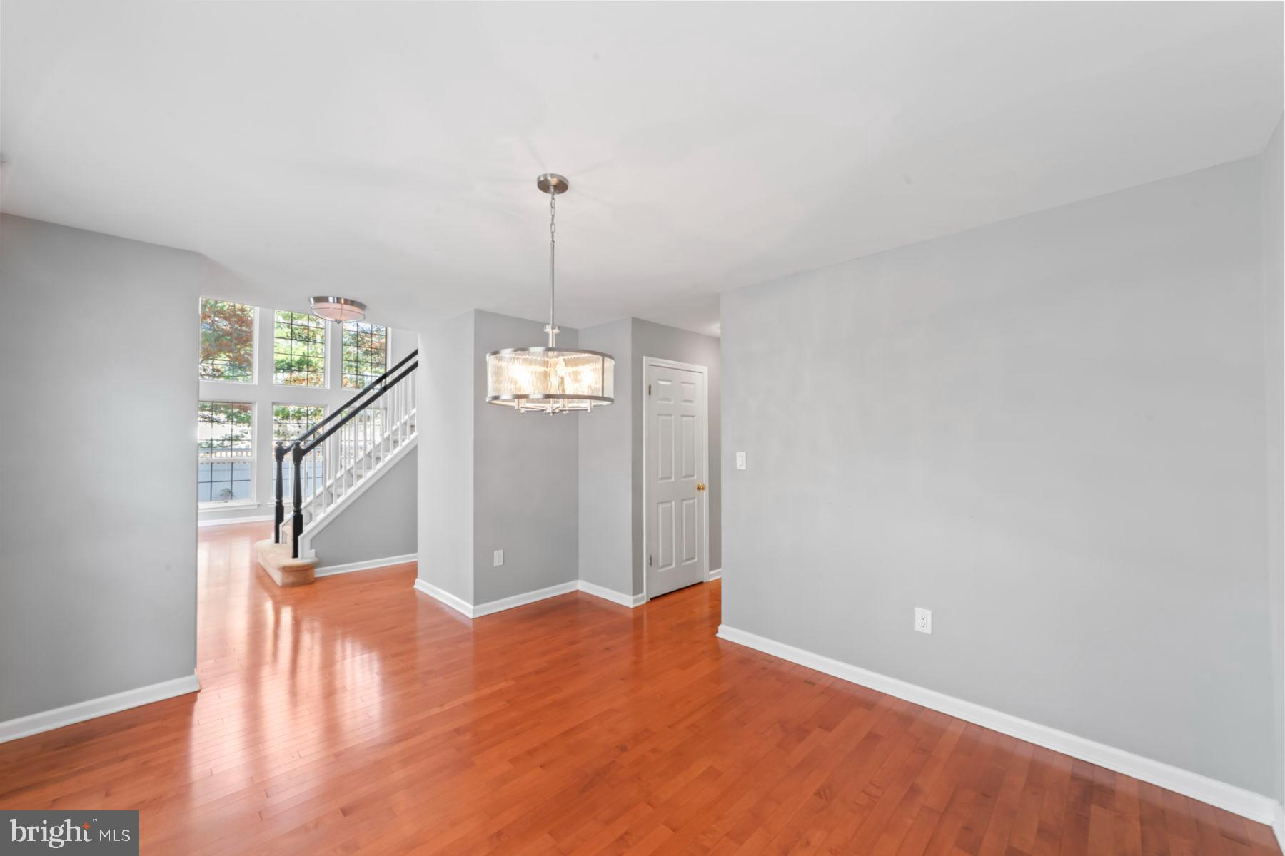 214 Kentshire Ct