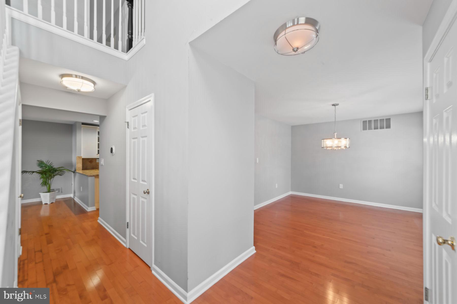 214 Kentshire Ct