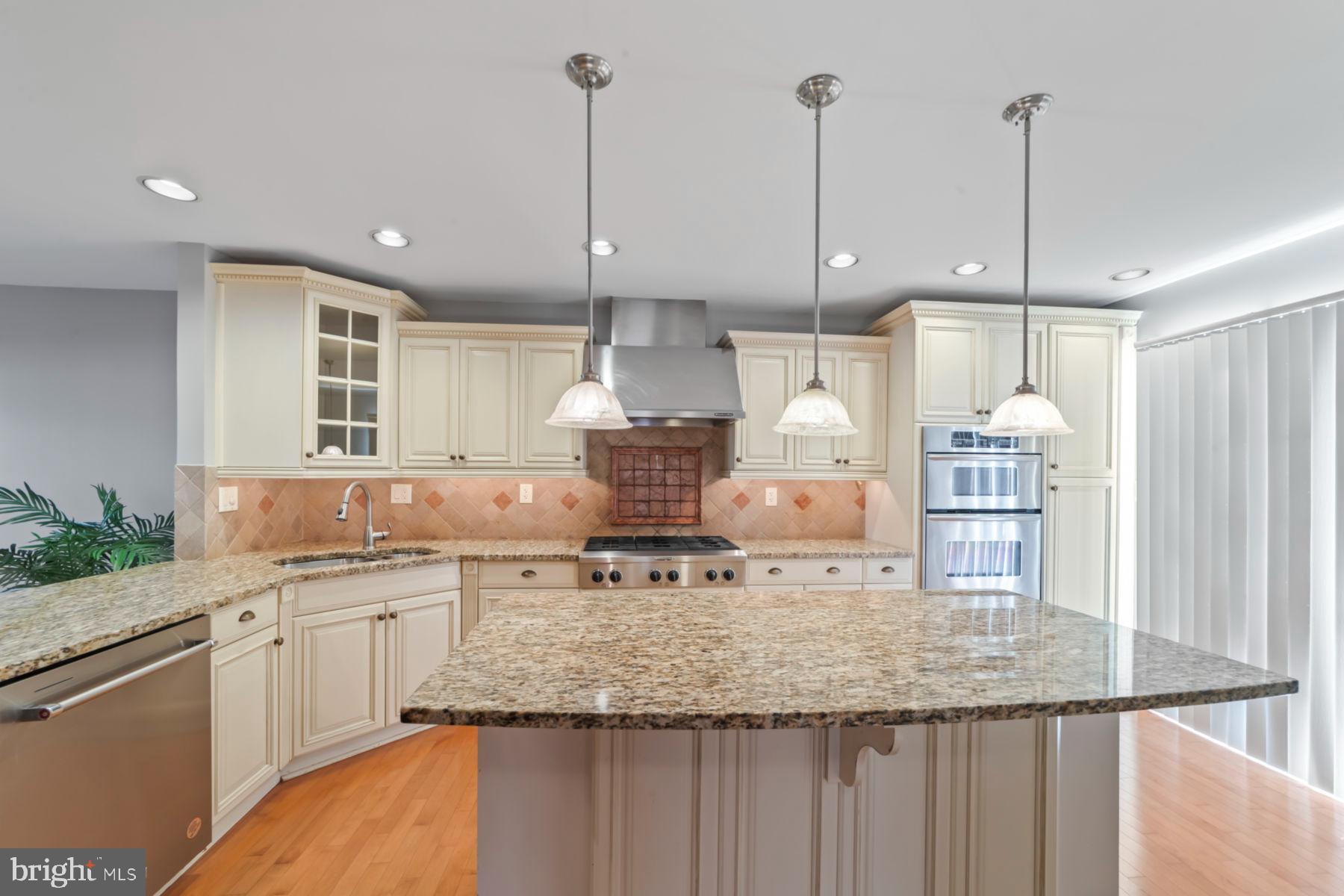214 Kentshire Ct