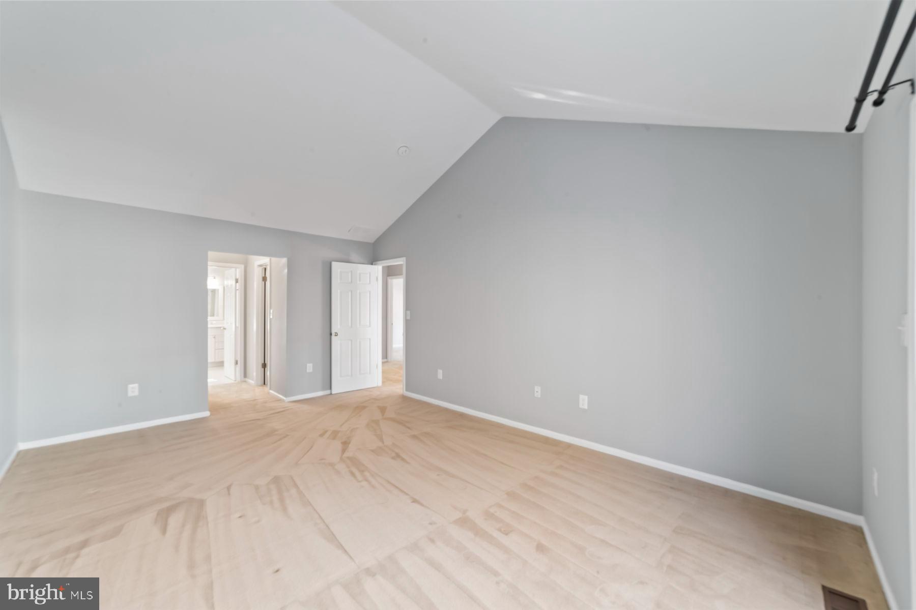 214 Kentshire Ct