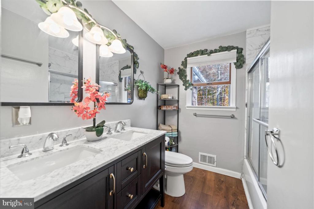 40 Hardwick Dr