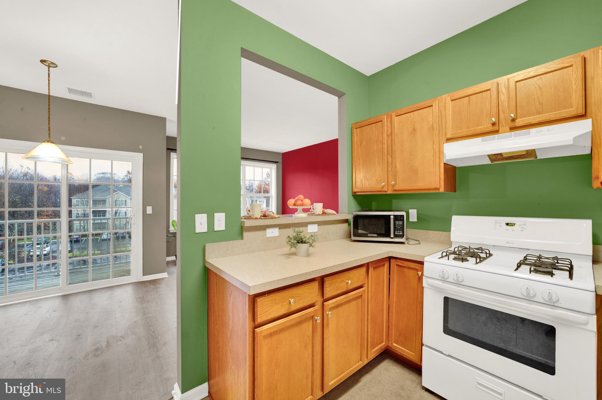 837 Timberlake Dr