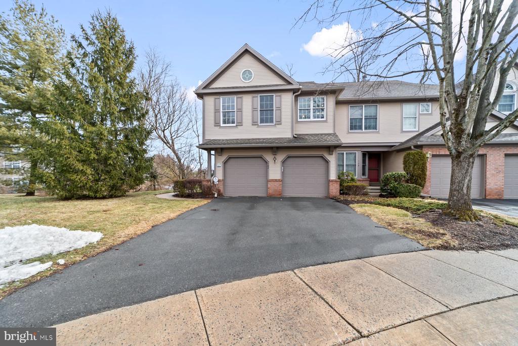 168 Neil Ct