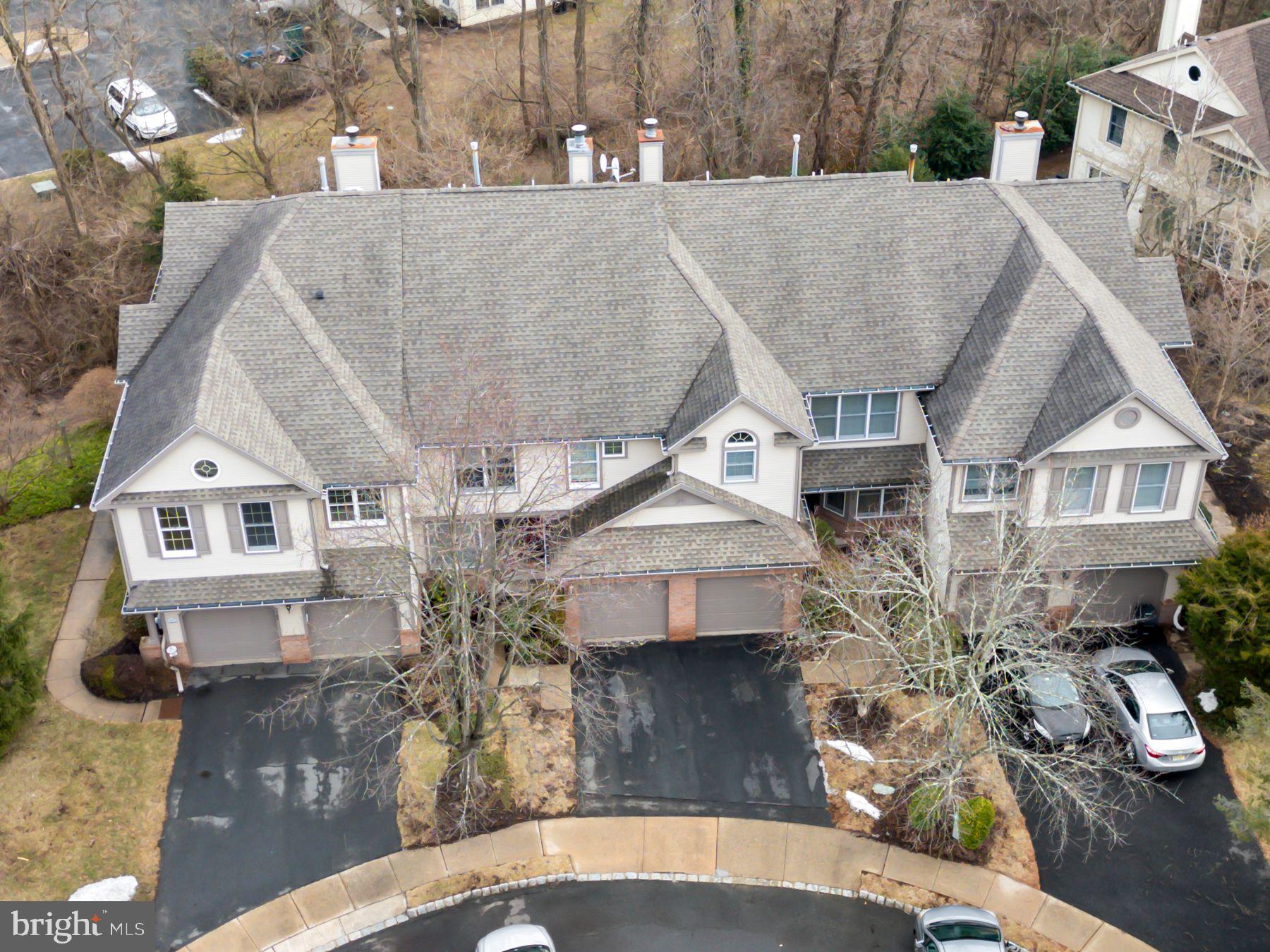 168 Neil Ct
