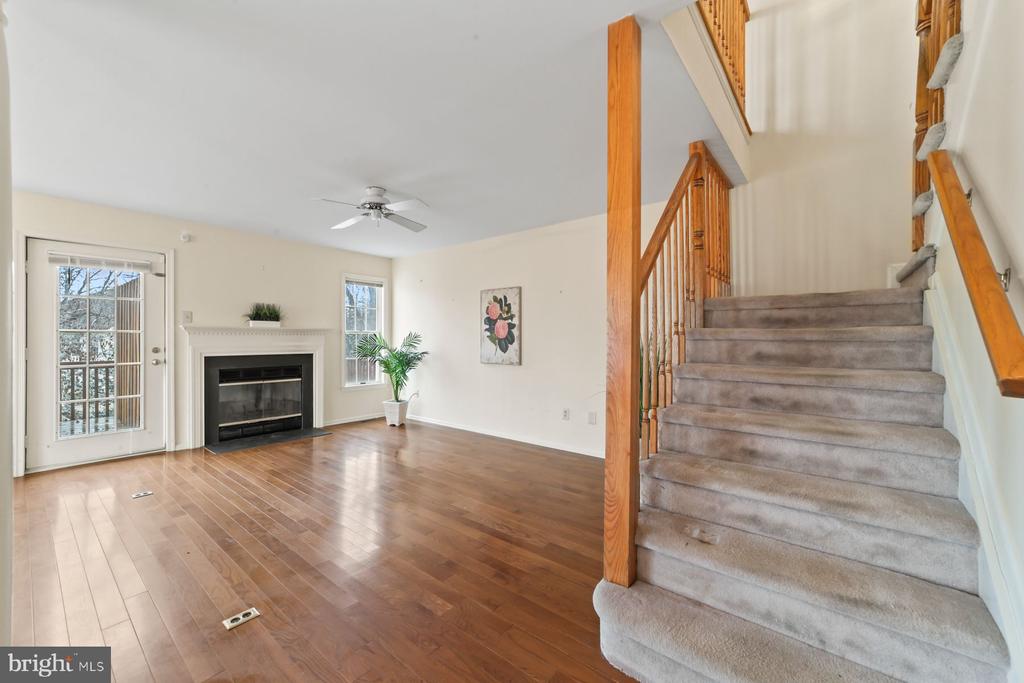 168 Neil Ct