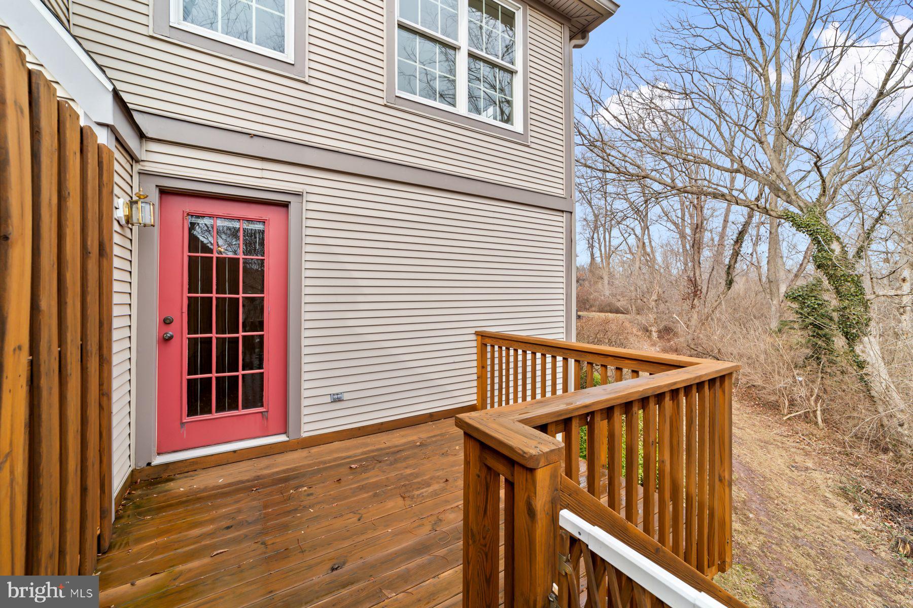 168 Neil Ct