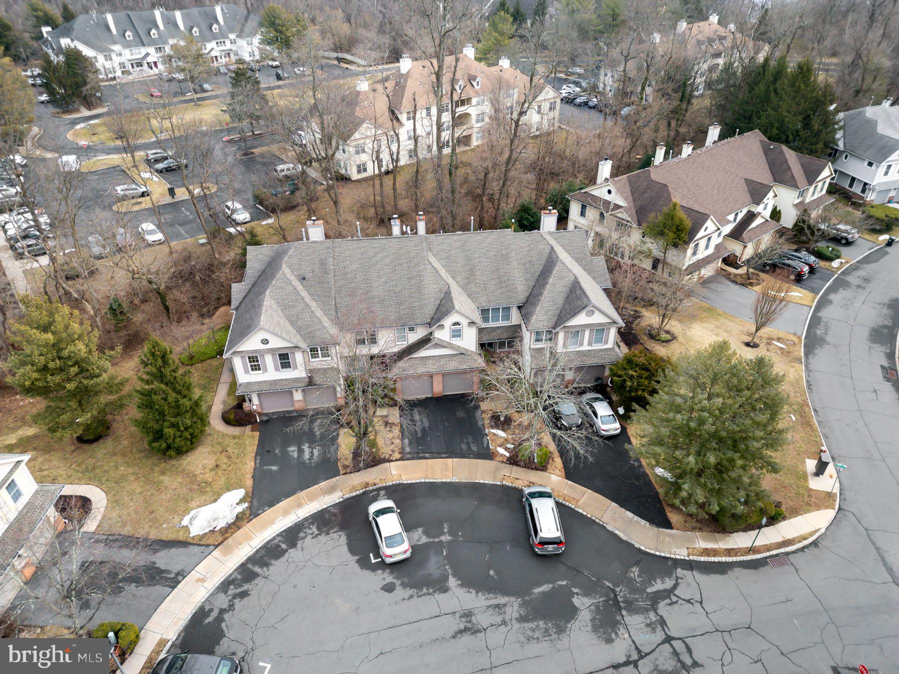 168 Neil Ct
