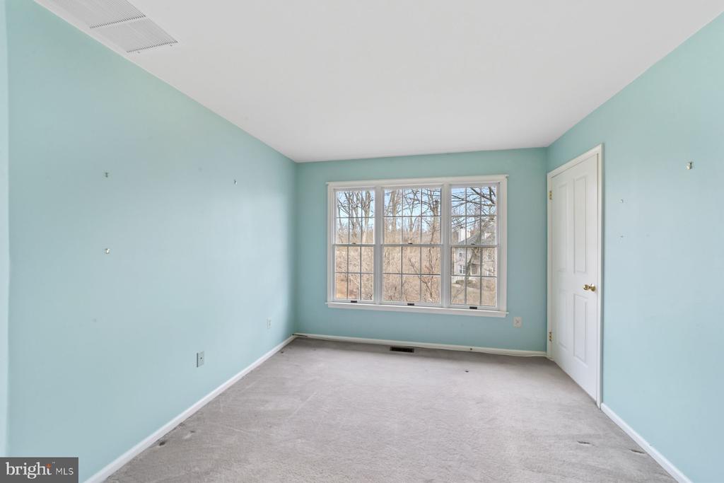 168 Neil Ct