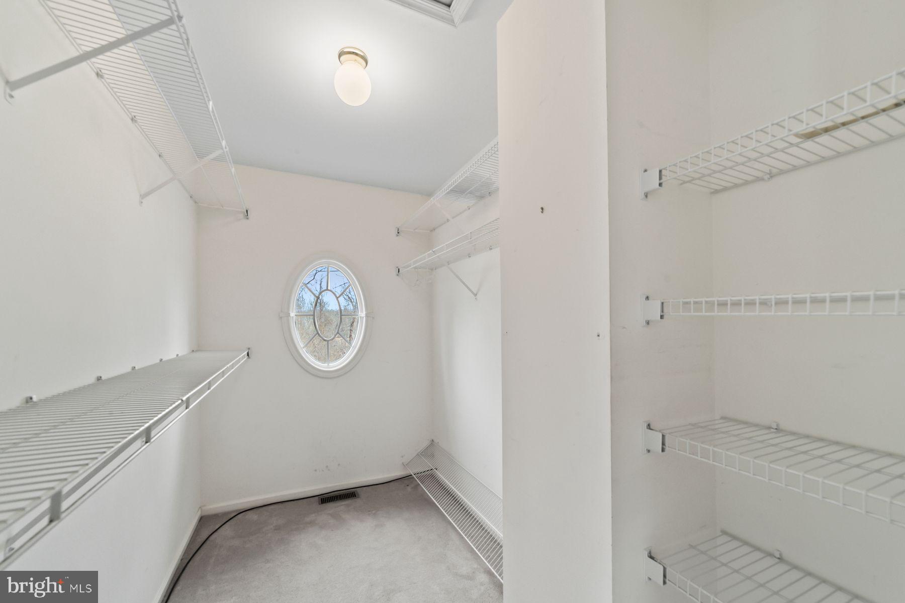 168 Neil Ct